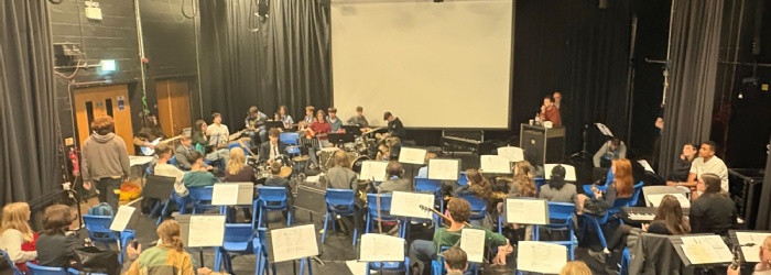 Lipson Jazz Band in a room warming up